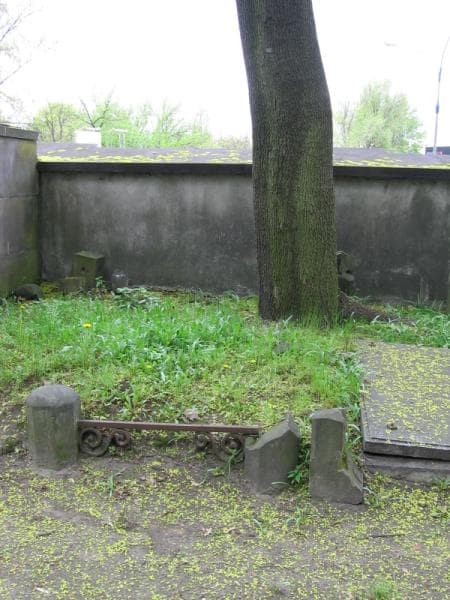 Zdjęcie grobu Anonim (1)