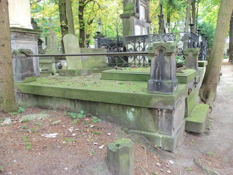Zdjęcie grobu Wiktor Bułakowski (1)