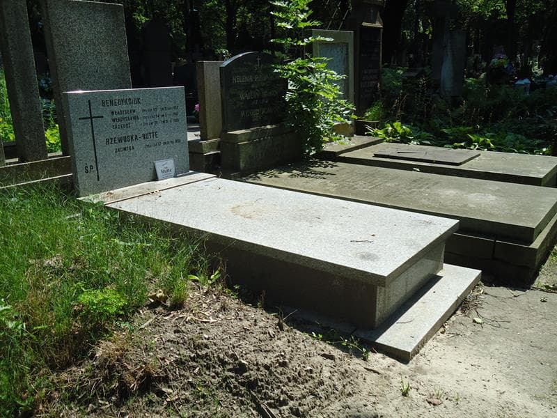 Zdjęcie grobu Władysława Benedykciuk (1)