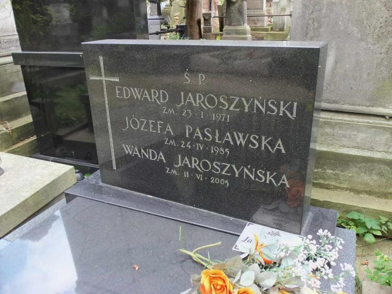 Zdjęcie grobu Wanda Jaroszyńska (2)