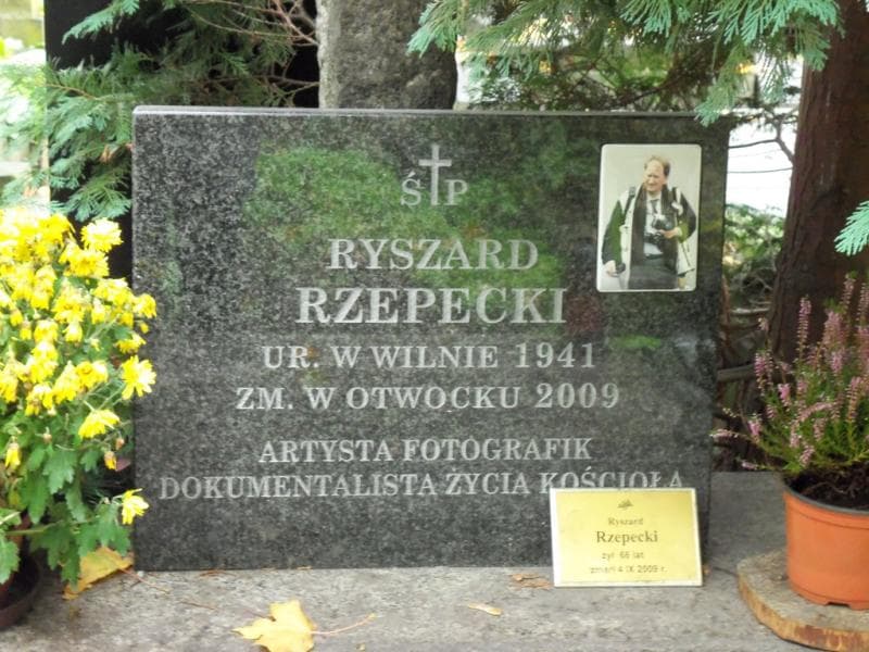 Zdjęcie grobu Stanisław Cat - Mackiewicz (2)