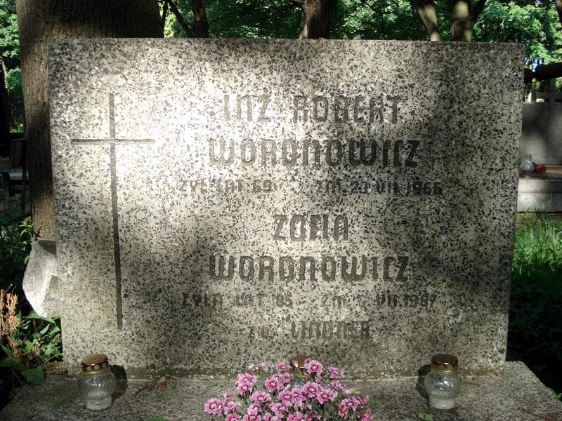Zdjęcie grobu Robert Woronowicz (1)