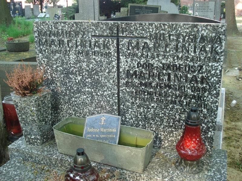 Zdjęcie grobu Mieczysława Marciniak (1)