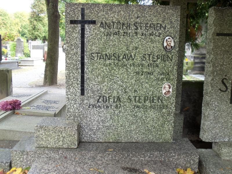 Zdjęcie grobu Antoni Stępień (2)