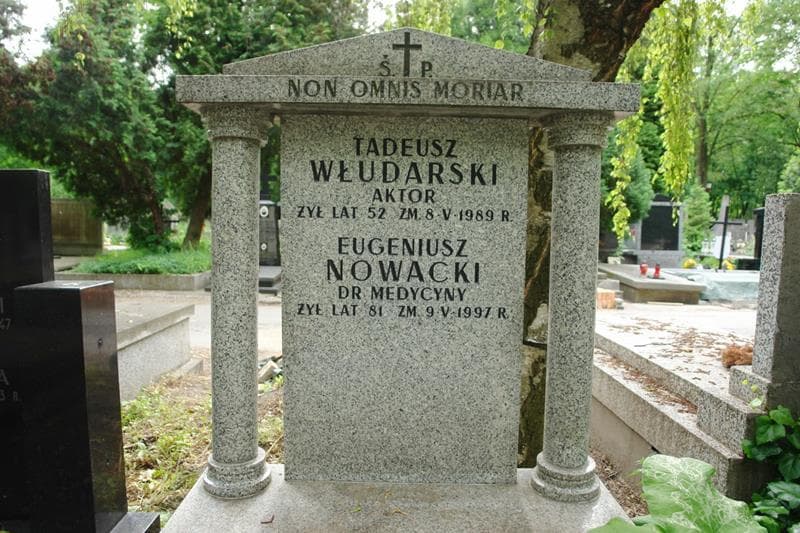 Zdjęcie grobu Eugeniusz Nowacki (2)
