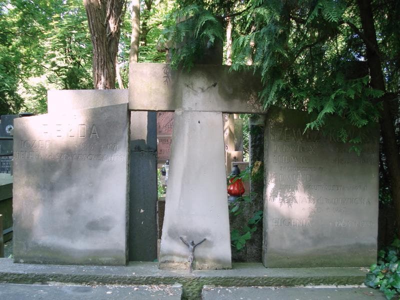 Zdjęcie grobu Helena Pełda (2)