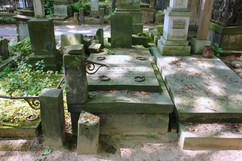 Zdjęcie grobu Cezary Nowiński (1)