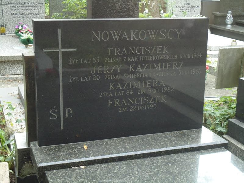 Zdjęcie grobu Franciszek Nowakowski (2)