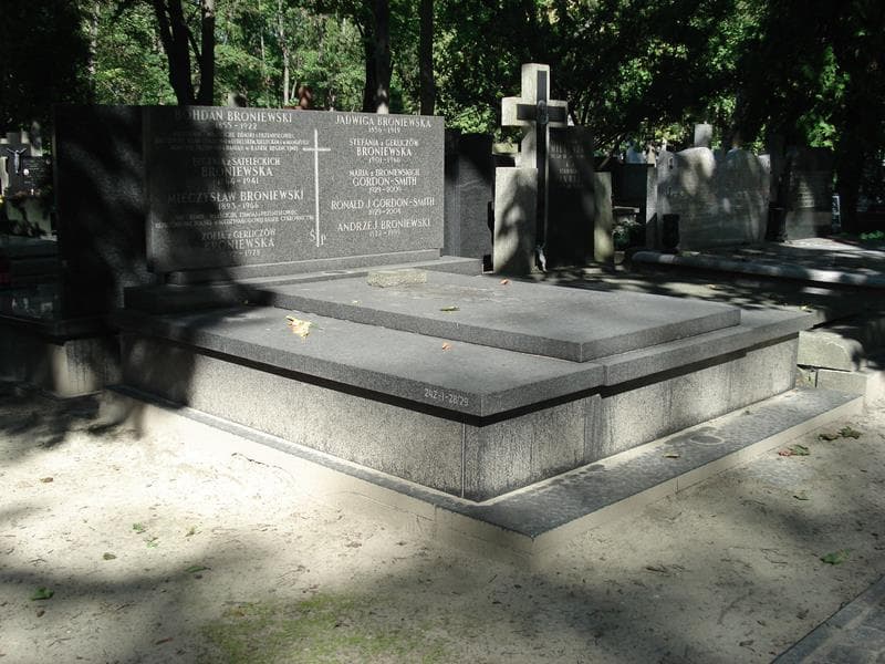 Zdjęcie grobu Andrzej Broniewski (1)