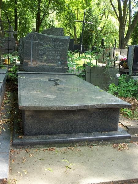 Zdjęcie grobu: Janina Wojtkiewicz