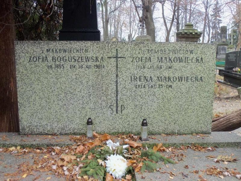 Zdjęcie grobu Irena Makowiecka (2)