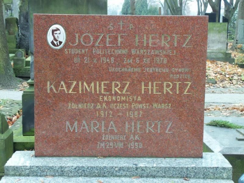Zdjęcie grobu Maria Hertz (2)