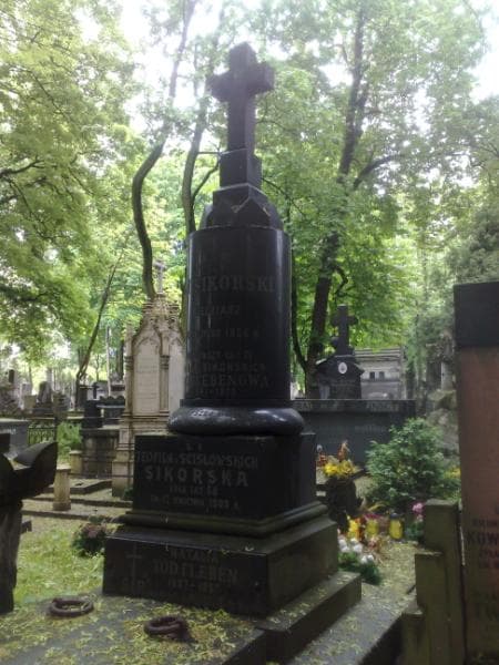 Zdjęcie grobu Maria Todtlebenowa (2)