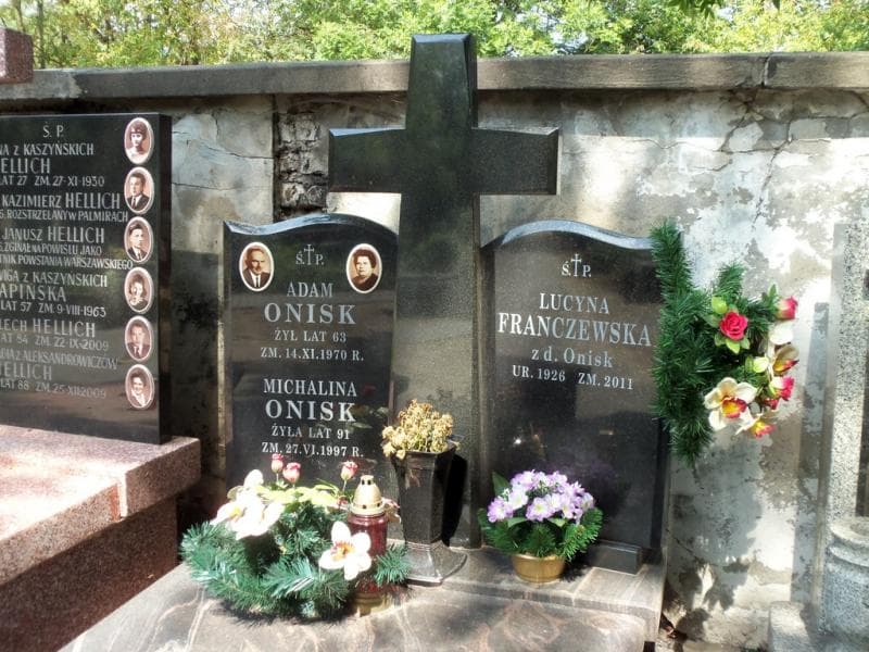Zdjęcie grobu Adam Onisk (2)