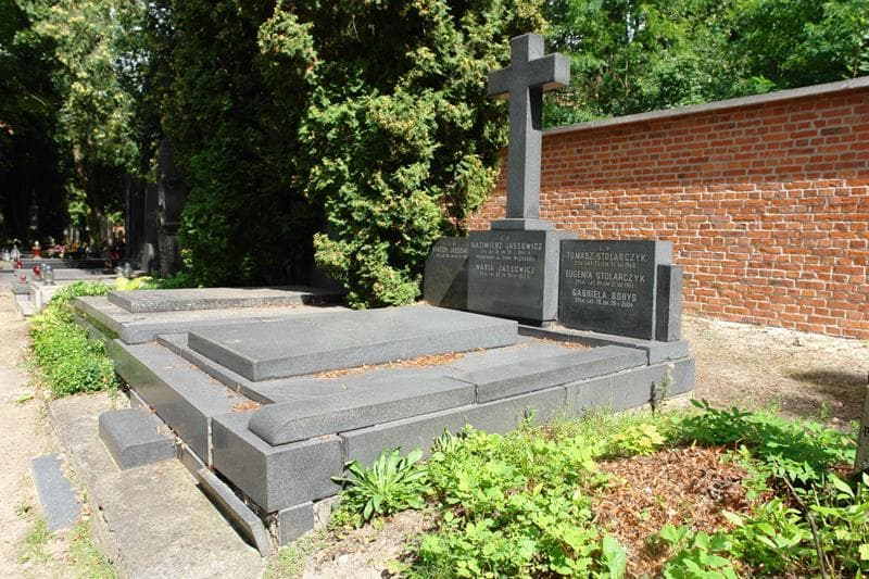Zdjęcie grobu Wiktor Jassowicz (1)