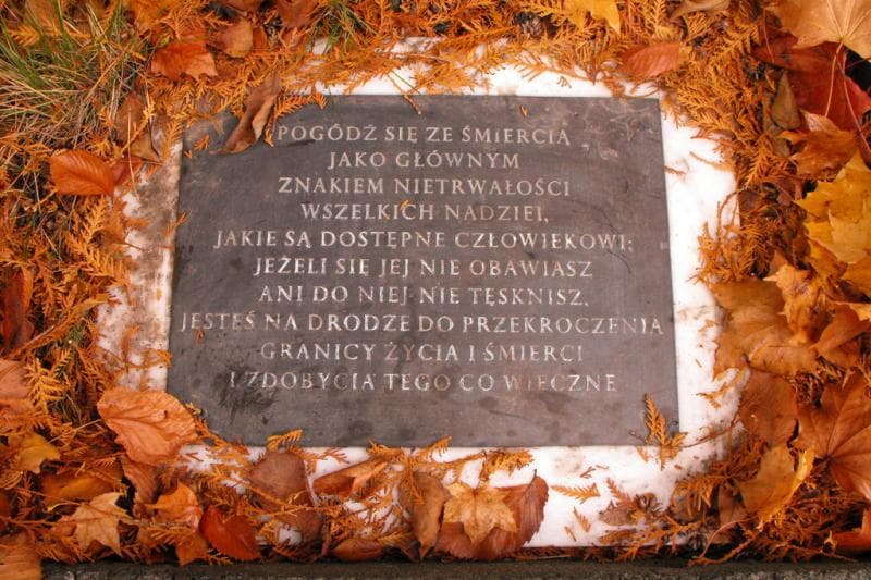 Zdjęcie grobu Anonim (2)