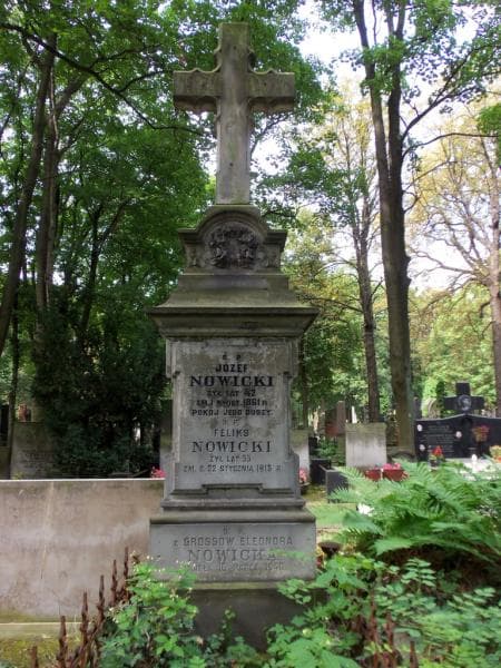 Zdjęcie grobu Józef Nowicki (2)
