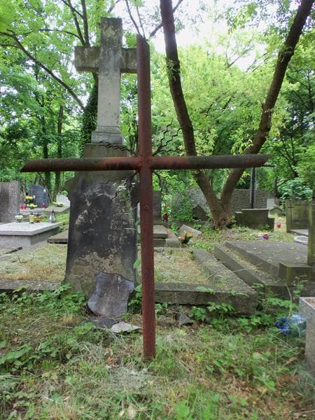 Zdjęcie grobu Anonim (2)