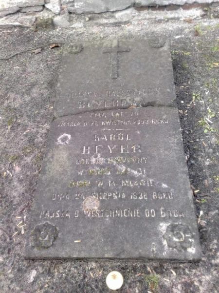 Zdjęcie grobu Karol Beyer (1)