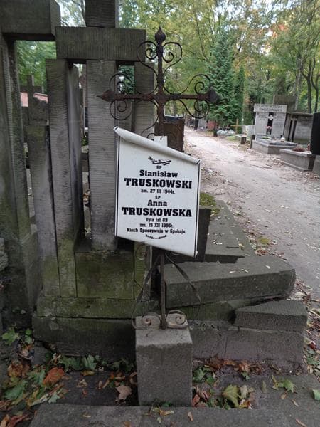 Zdjęcie grobu Anna Truskowska (2)