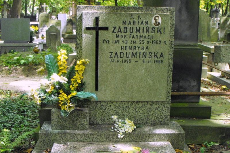 Zdjęcie grobu Marian Zadumiński (1)