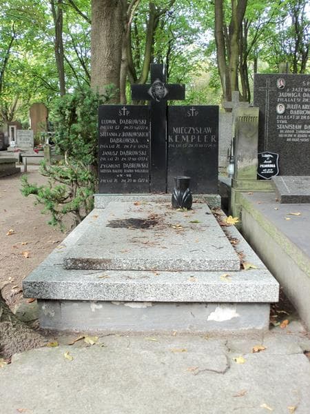 Zdjęcie grobu: Janusz Dąbrowski
