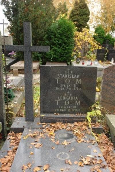 Zdjęcie grobu Stanisław Tom (2)
