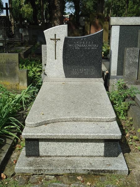 Zdjęcie grobu: Andrzej Woźniakowski