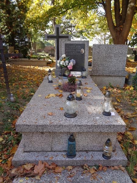 Zdjęcie grobu Józefa Żuk (1)