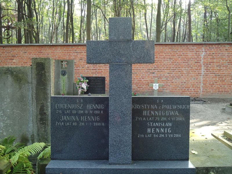 Zdjęcie grobu Krystyna Hennigowa (2)