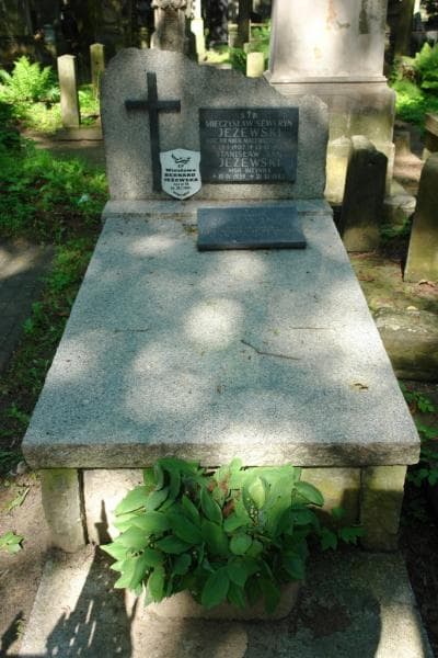Zdjęcie grobu Wiesława Bernard Jeżewska (1)