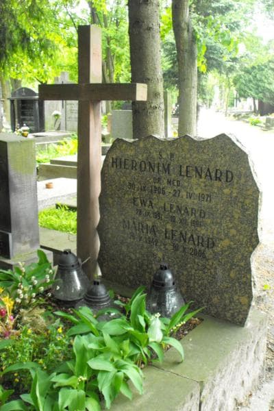 Zdjęcie grobu Maria Lenard (2)