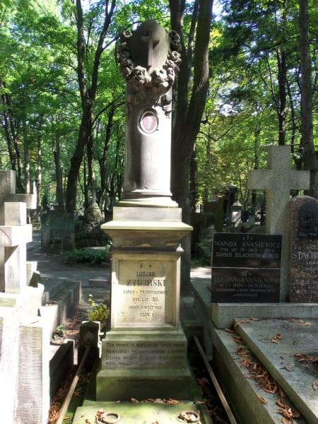 Zdjęcie grobu Waleria Żyburska (2)