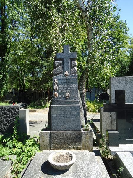 Zdjęcie grobu Maria Bujnicka (2)
