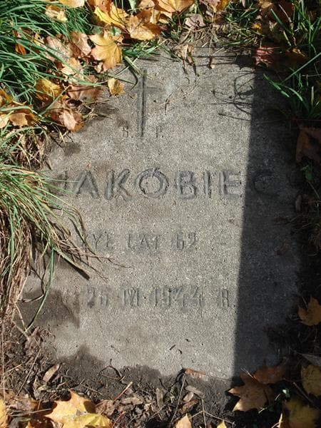 Zdjęcie grobu ... Jakóbiec (2)