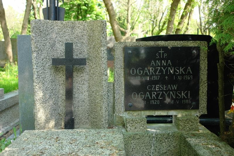 Zdjęcie grobu Anna Ogarzyńska (2)