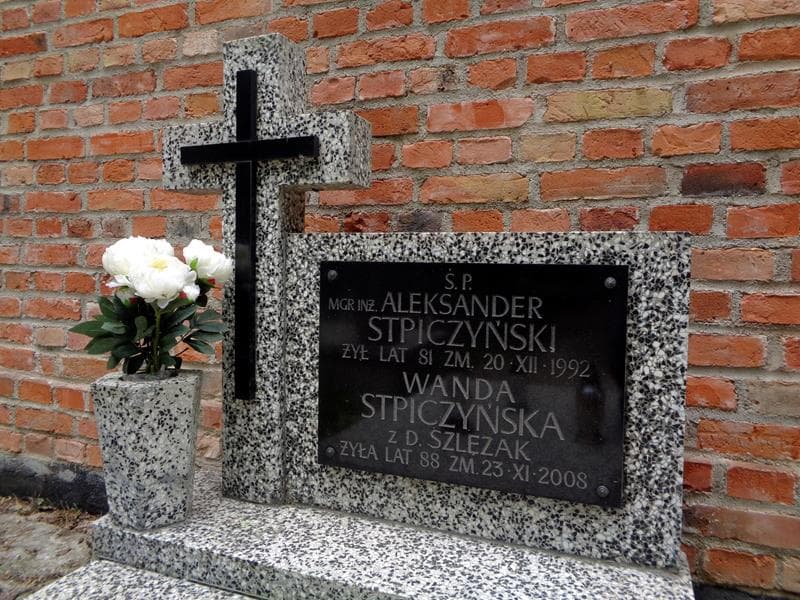 Zdjęcie grobu Aleksander Stpiczyński (2)
