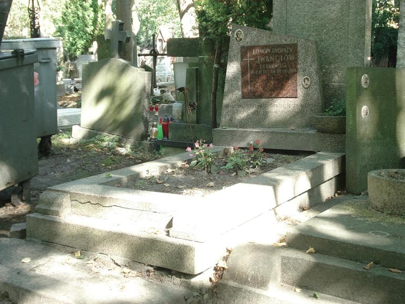 Zdjęcie grobu Longin Dyonizy Jwańciów (1)