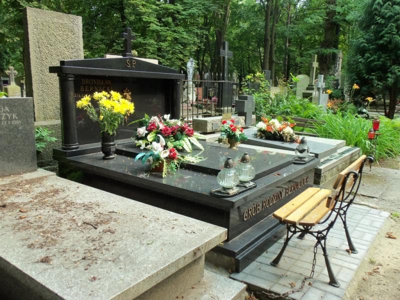 Zdjęcie grobu Bronisław Bernacki (2)