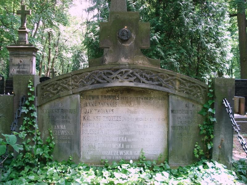 Zdjęcie grobu Jan Thonnes (2)