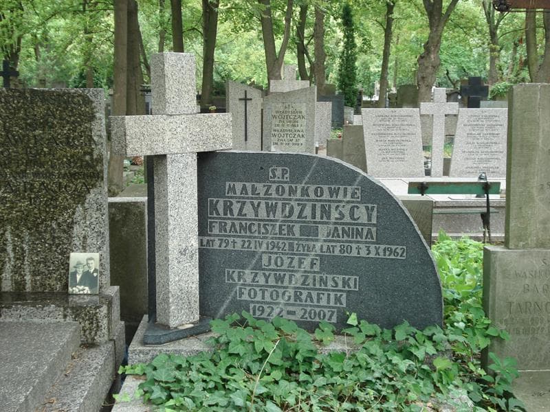 Zdjęcie grobu Józef Krzywdziński (2)