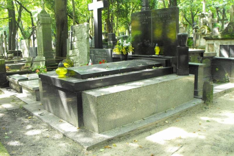Zdjęcie grobu Konstanty Wareluk (1)