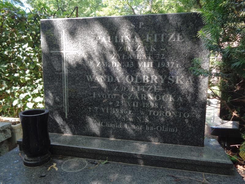 Zdjęcie grobu Paulina Fitze (2)