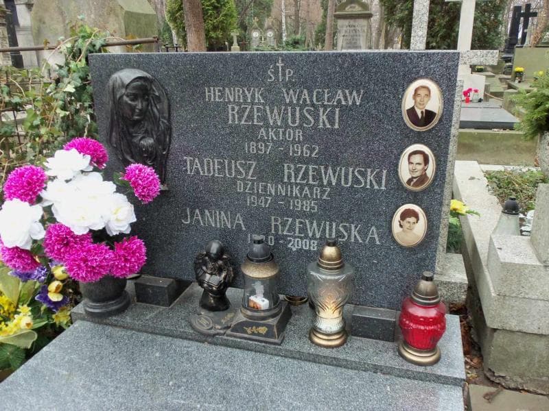 Zdjęcie grobu Janina Rzewuska (2)