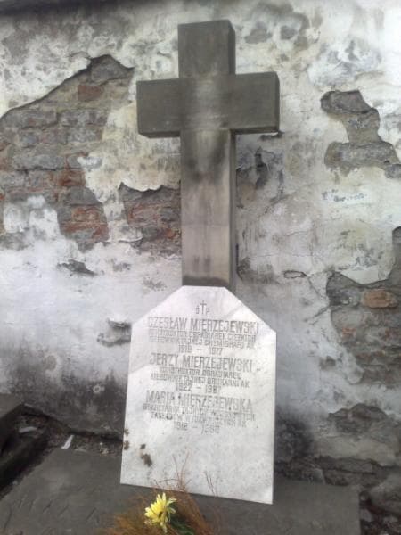 Zdjęcie grobu Jerzy Mierzejewski (1)
