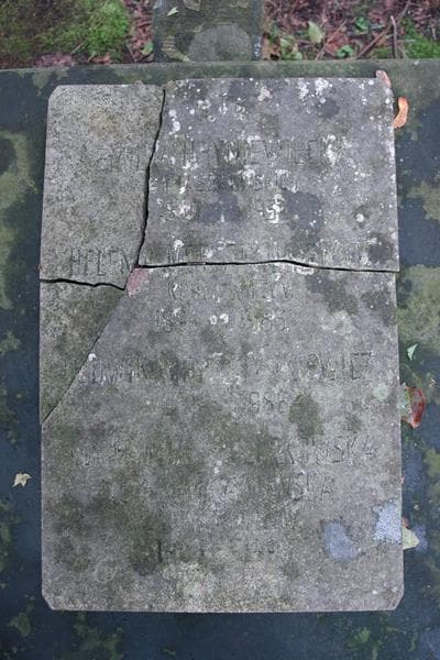 Zdjęcie grobu Emilia Hryniewiecka (2)