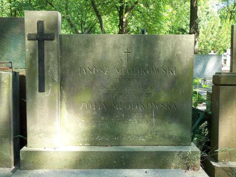 Zdjęcie grobu Janusz Młodkowski (2)