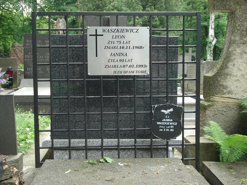 Zdjęcie grobu Leon Waszkiewicz (2)