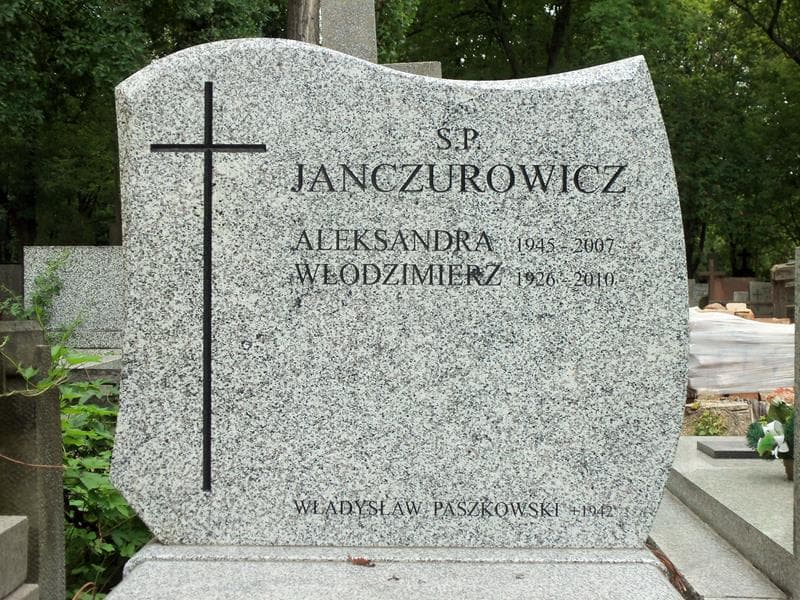 Zdjęcie grobu Aleksandra Janczurowicz (2)