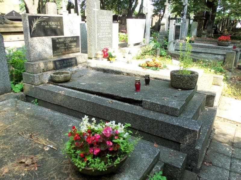 Zdjęcie grobu Jan Pempus (2)